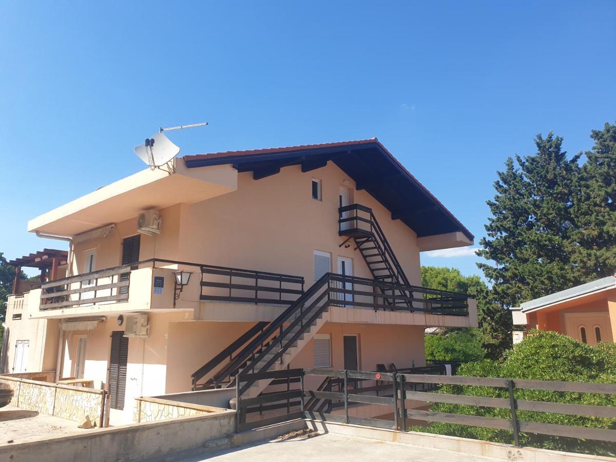 Zana Apartments Stan Trigraci Ngoại thất bức ảnh